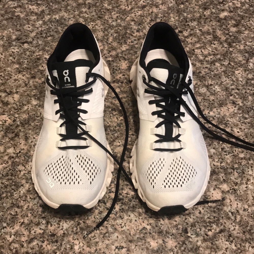 QC cloud X white shoes. Size 7.5